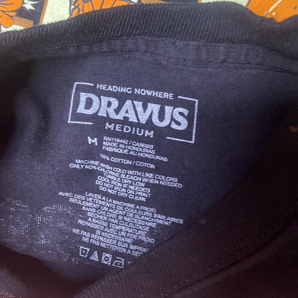 Size M ! - Picture 3 of 3